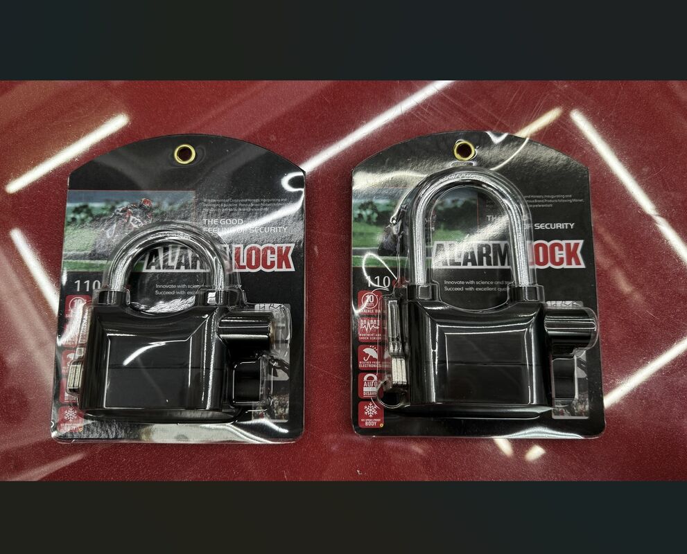 Wholesale Plastic siren alarm padlock 110db anti-theft heavy duty key padlock motorcycle alarm padlock
